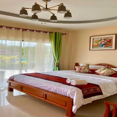 Capital O 75518 Baan Rose Resort อ่าวลึก ภายนอก รูปภาพ