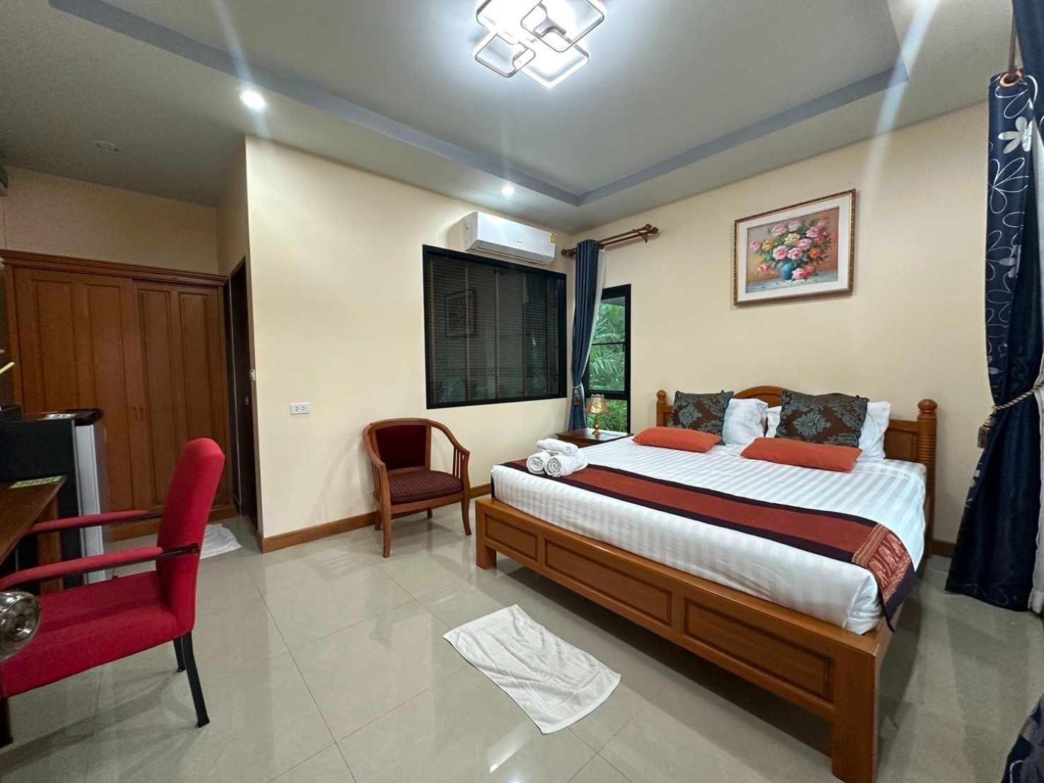 Capital O 75518 Baan Rose Resort อ่าวลึก ภายนอก รูปภาพ